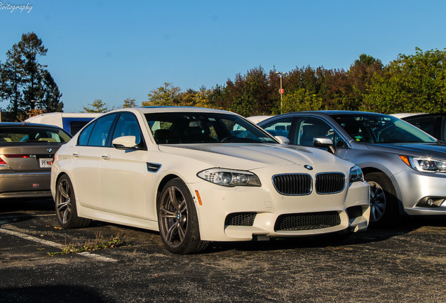 BMW M5 F10 2011