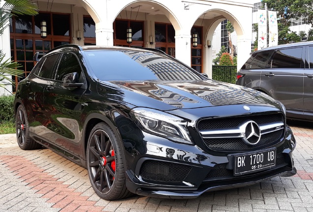 Mercedes-Benz GLA 45 AMG X156