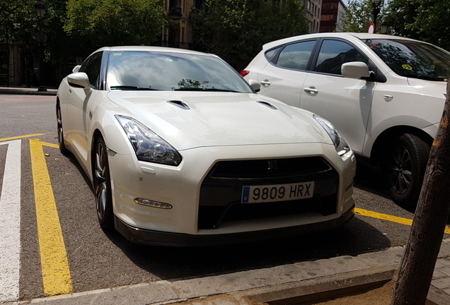 Nissan GT-R 2012