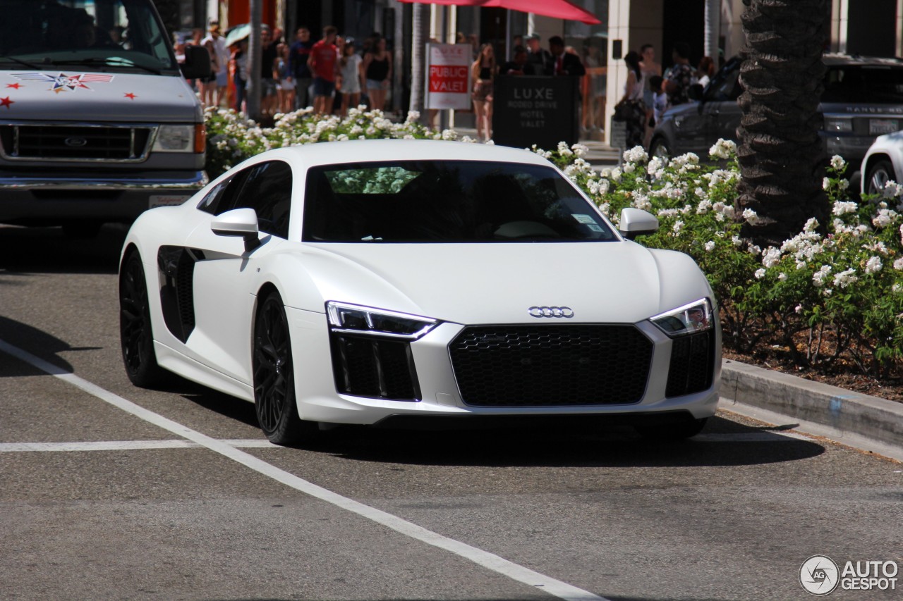 Audi R8 V10 2015