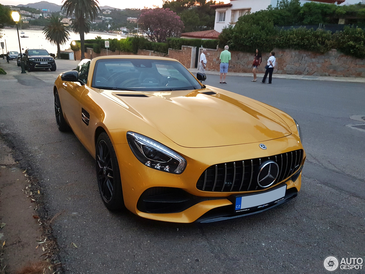 Mercedes-AMG GT Roadster R190