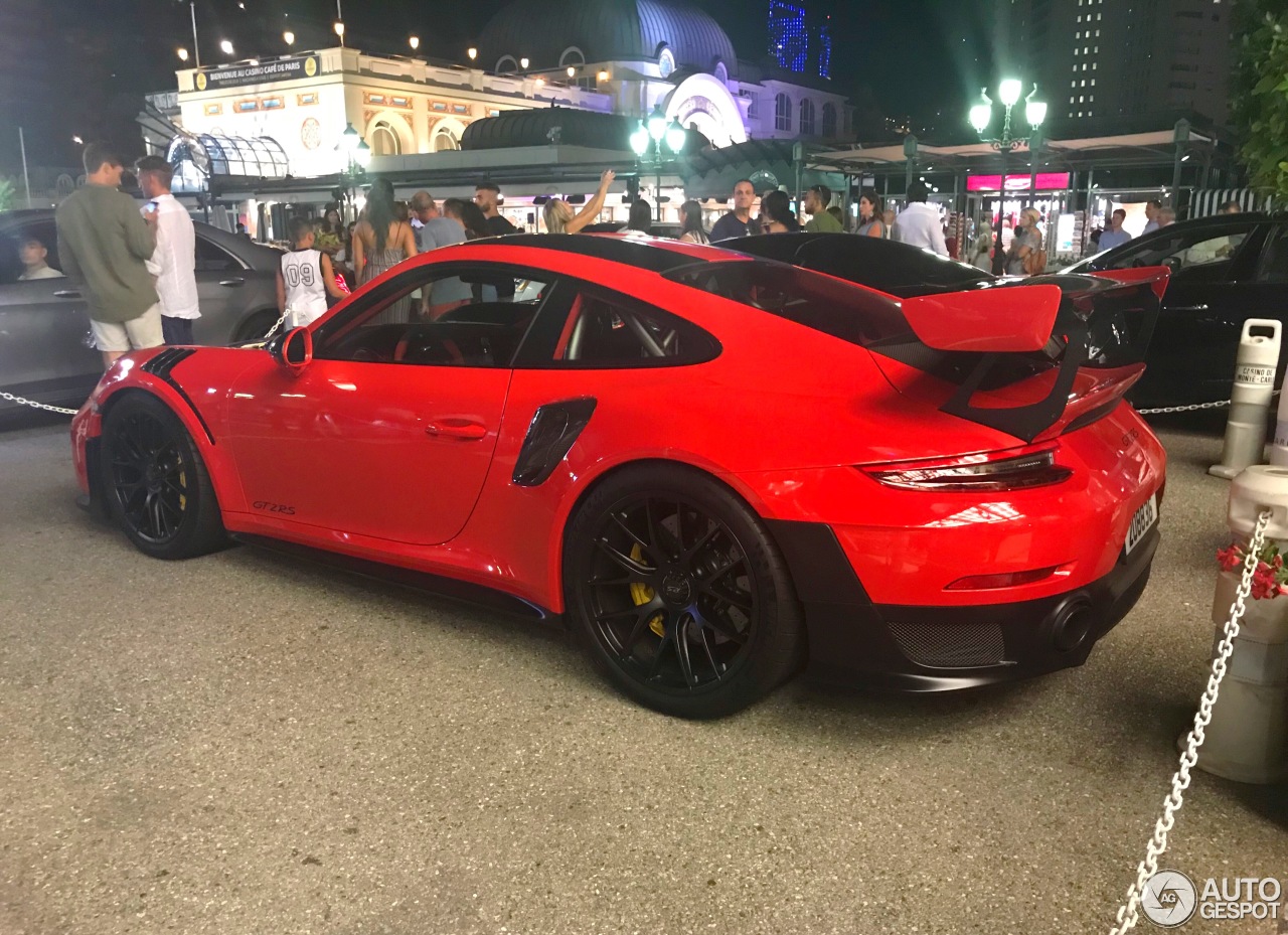 Porsche 991 GT2 RS Weissach Package