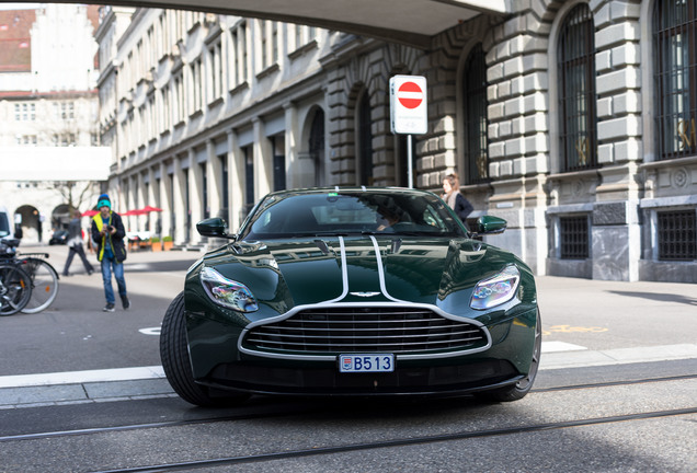 Aston Martin DB11