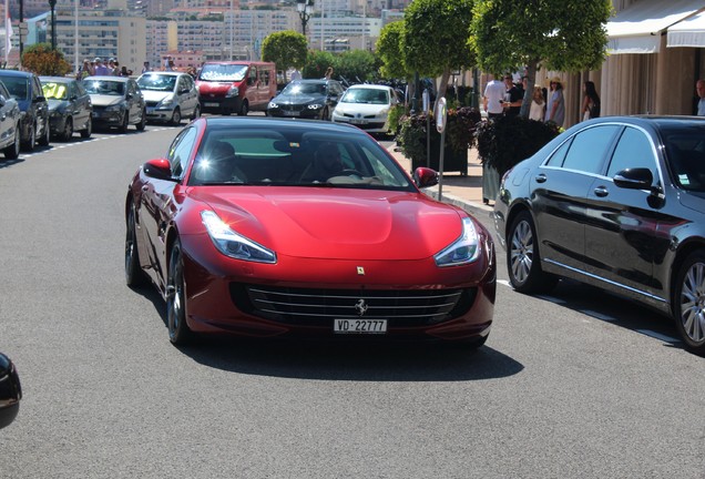 Ferrari GTC4Lusso