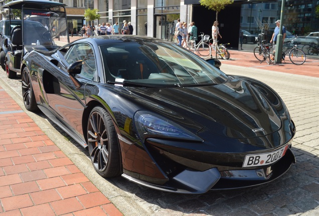 McLaren 570S