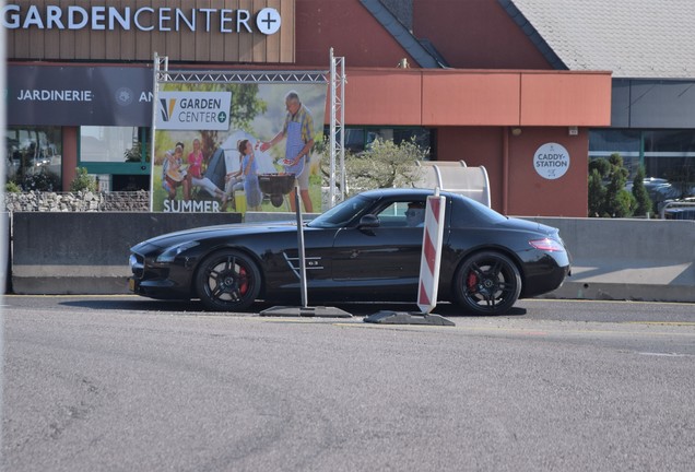 Mercedes-Benz SLS AMG