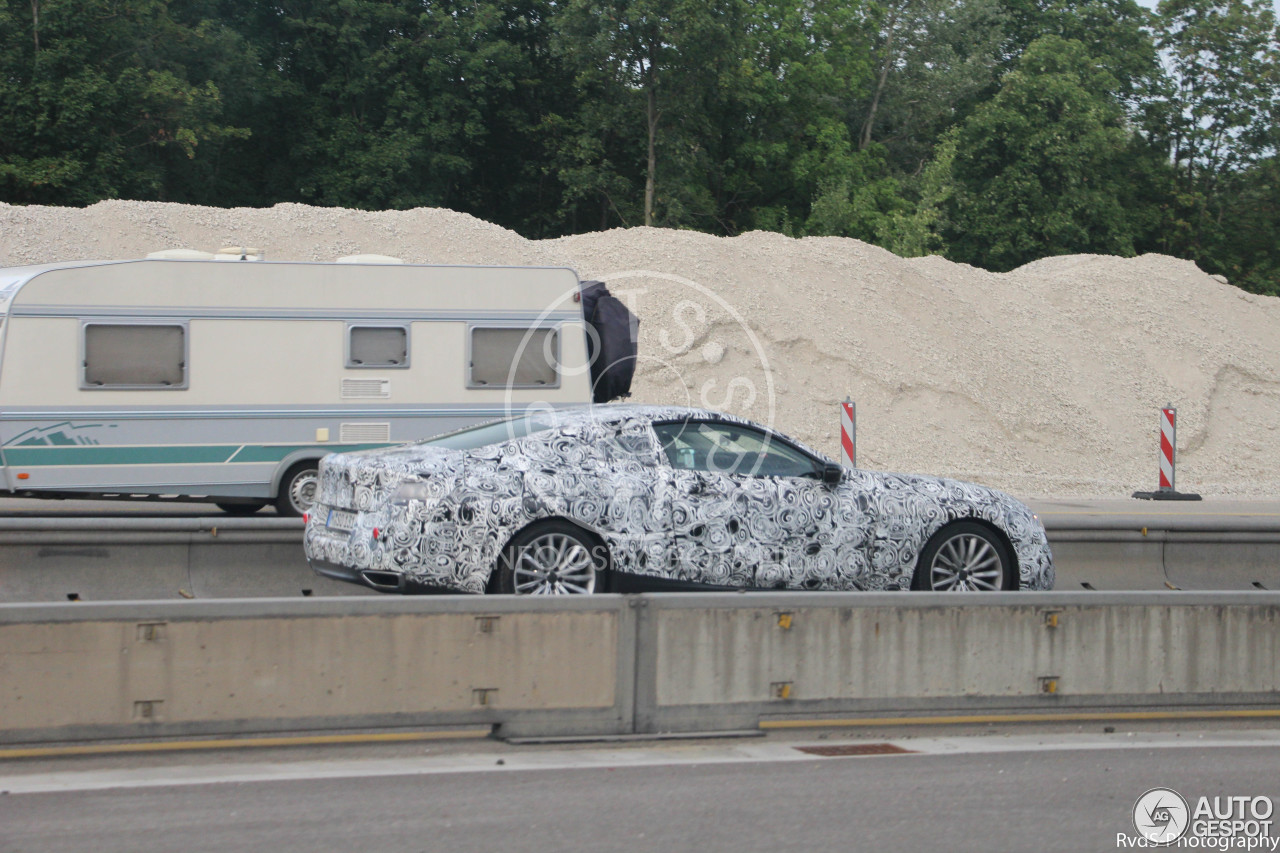 BMW 8 Series Coupé G15