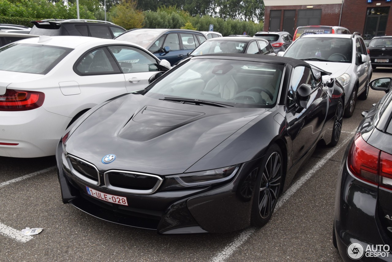 BMW i8 Roadster