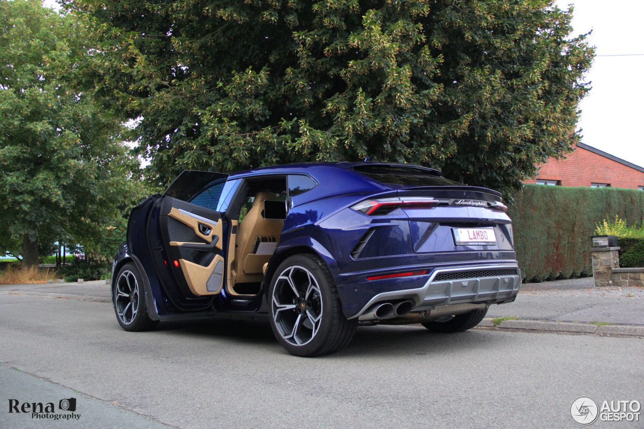 Lamborghini Urus