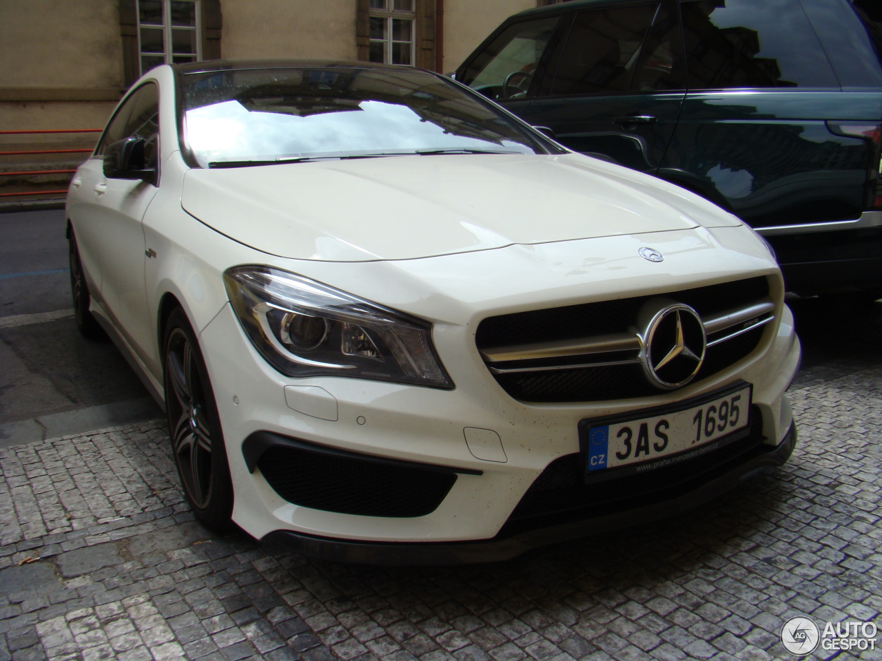 Mercedes-Benz CLA 45 AMG C117