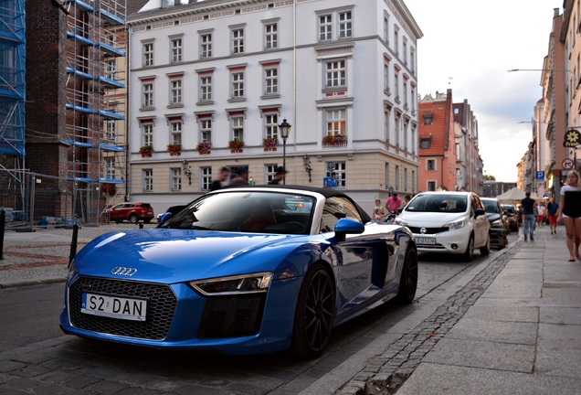 Audi R8 V10 Spyder 2016