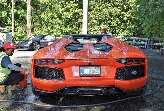 Lamborghini Aventador LP700-4 Roadster