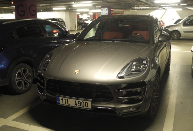 Porsche 95B Macan Turbo