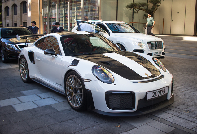 Porsche 991 GT2 RS Weissach Package