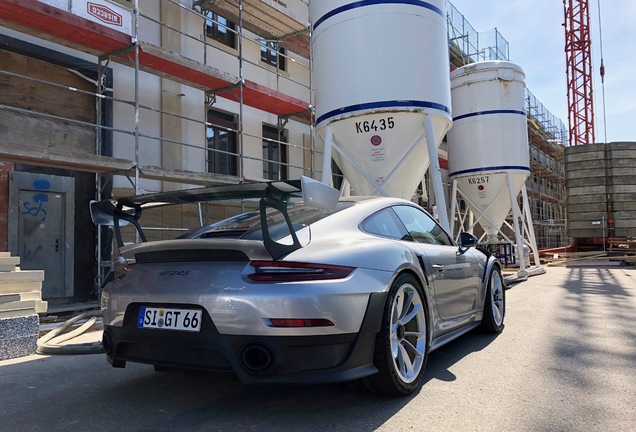 Porsche 991 GT2 RS Weissach Package