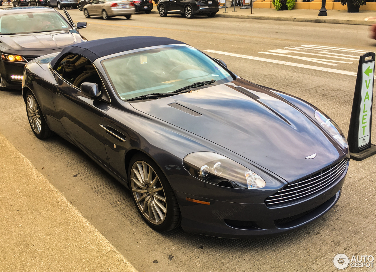 Aston Martin DB9 Volante