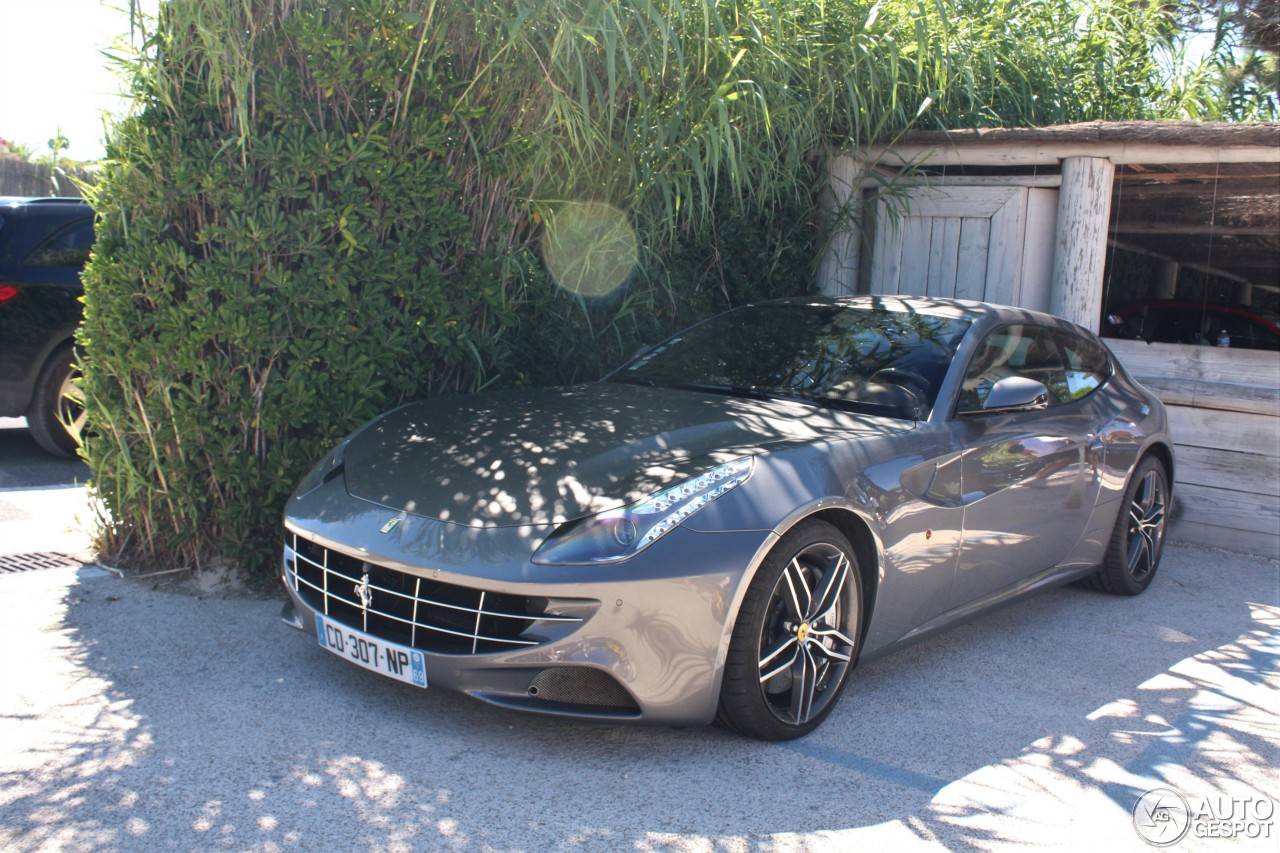 Ferrari FF