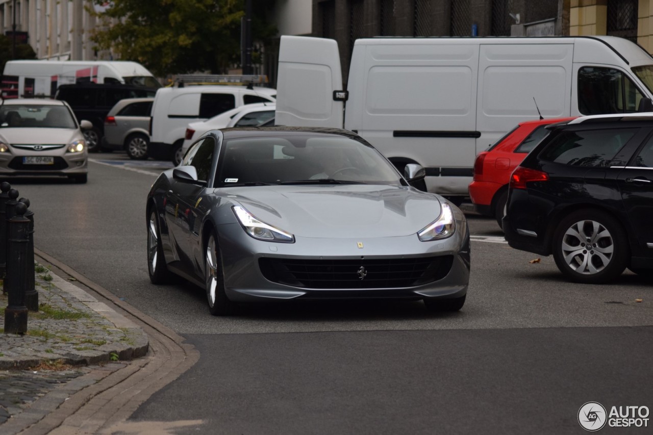 Ferrari GTC4Lusso