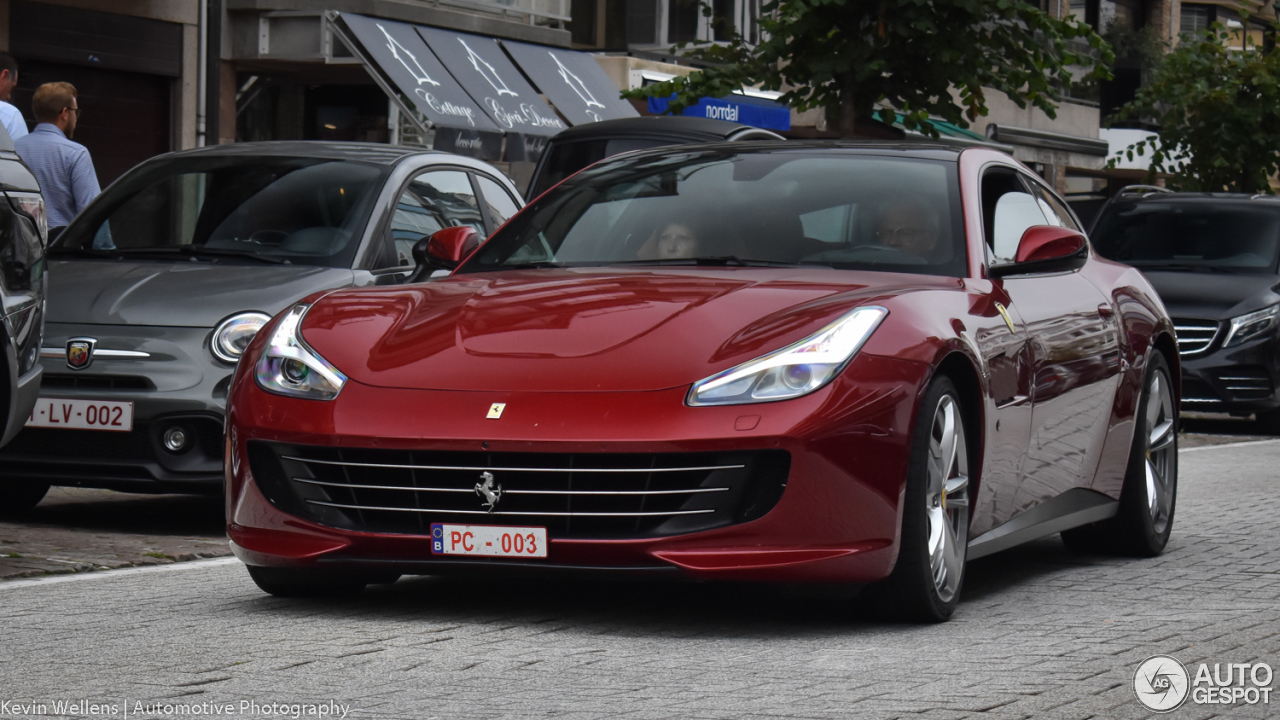 Ferrari GTC4Lusso