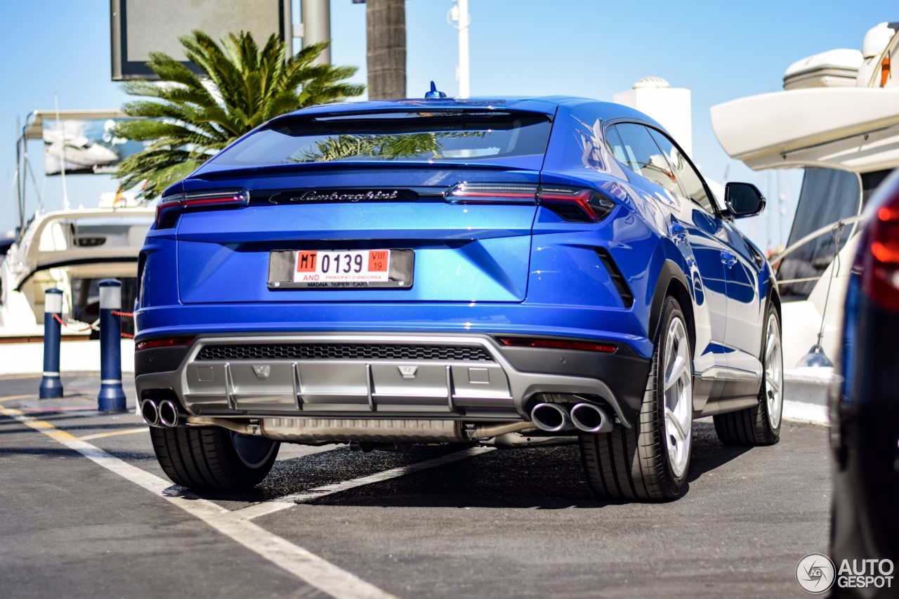 Lamborghini Urus