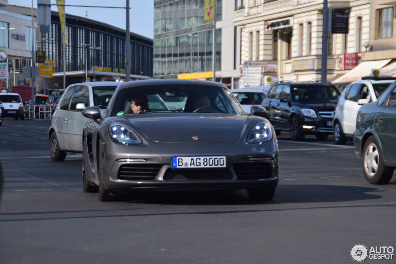 Porsche 718 Cayman S