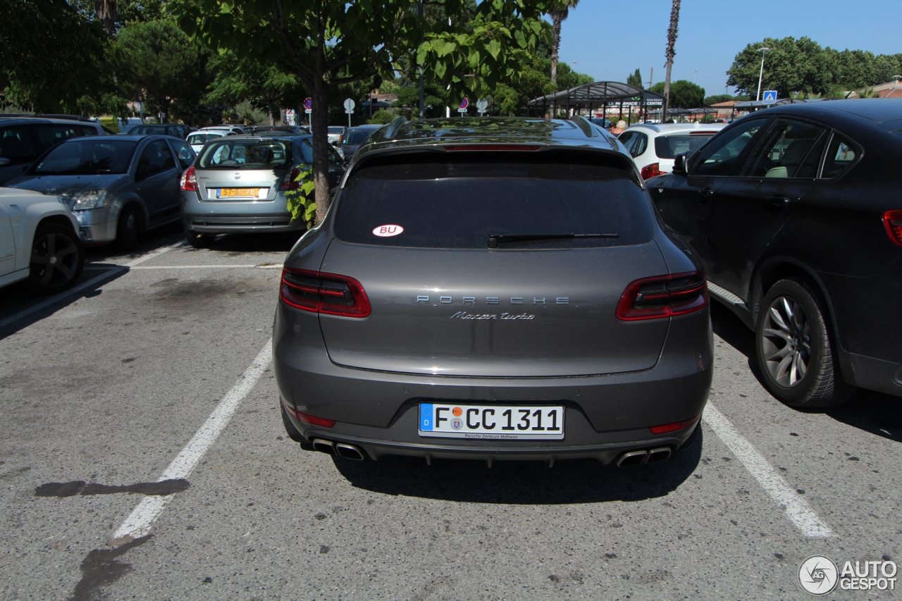 Porsche 95B Macan Turbo