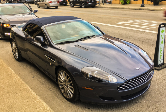 Aston Martin DB9 Volante