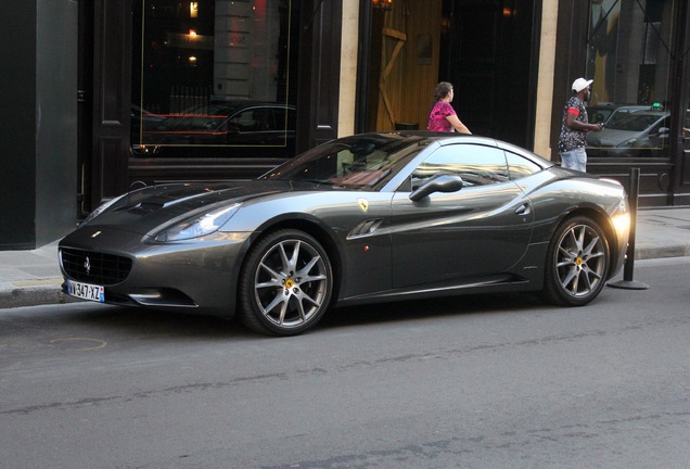 Ferrari California