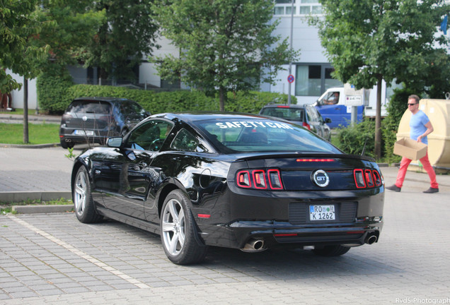 Ford Mustang GT 2013