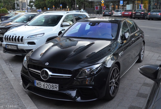 Mercedes-AMG E 63 S W213