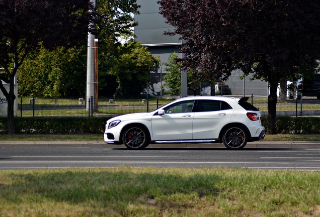 Mercedes-AMG GLA 45 X156 2017