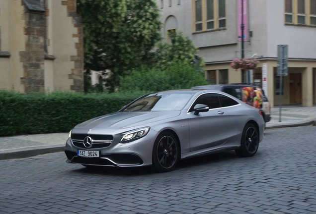 Mercedes-Benz S 63 AMG Coupé C217