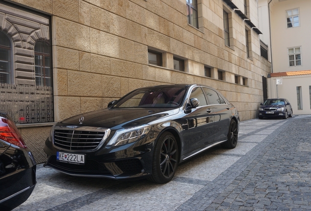 Mercedes-Benz S 63 AMG V222