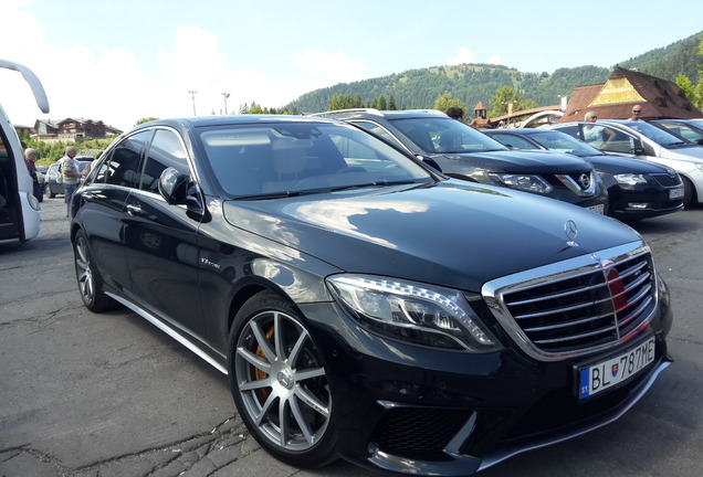 Mercedes-Benz S 63 AMG V222