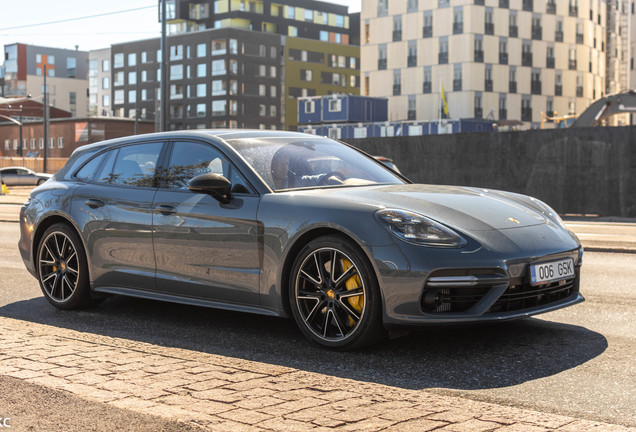 Porsche 971 Panamera Turbo Sport Turismo