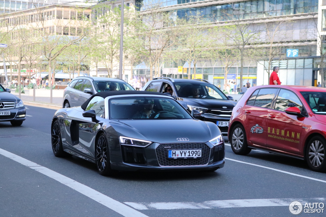 Audi R8 V10 Spyder 2016