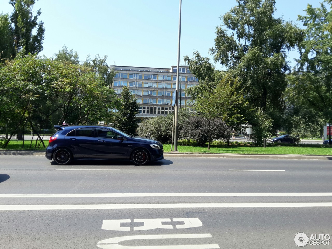 Mercedes-AMG A 45 W176 2015