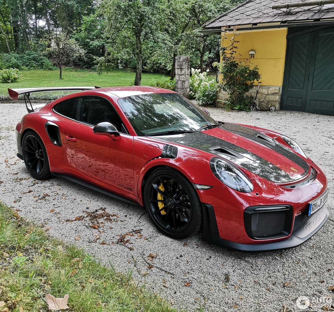 Porsche 991 GT2 RS Weissach Package