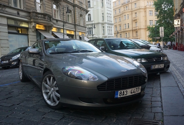 Aston Martin DB9