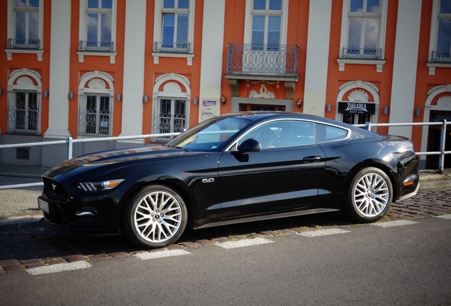 Ford Mustang GT 2015