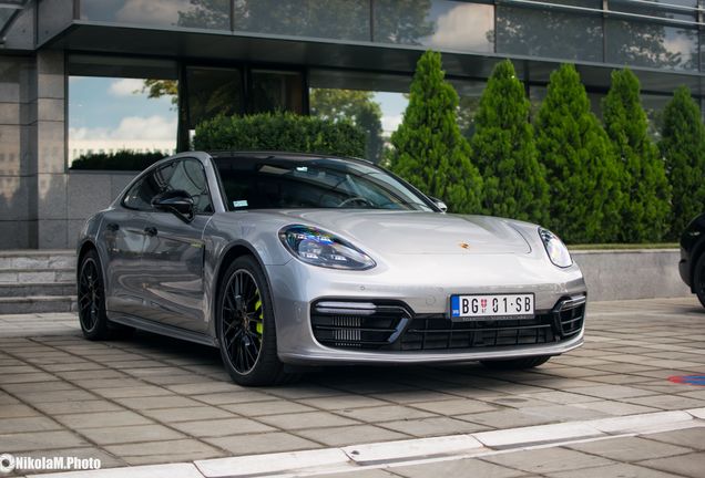 Porsche 971 Panamera Turbo S E-Hybrid