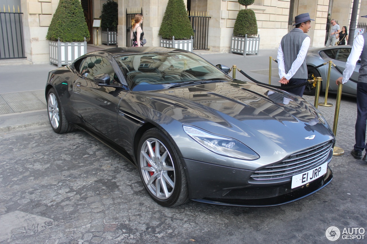 Aston Martin DB11