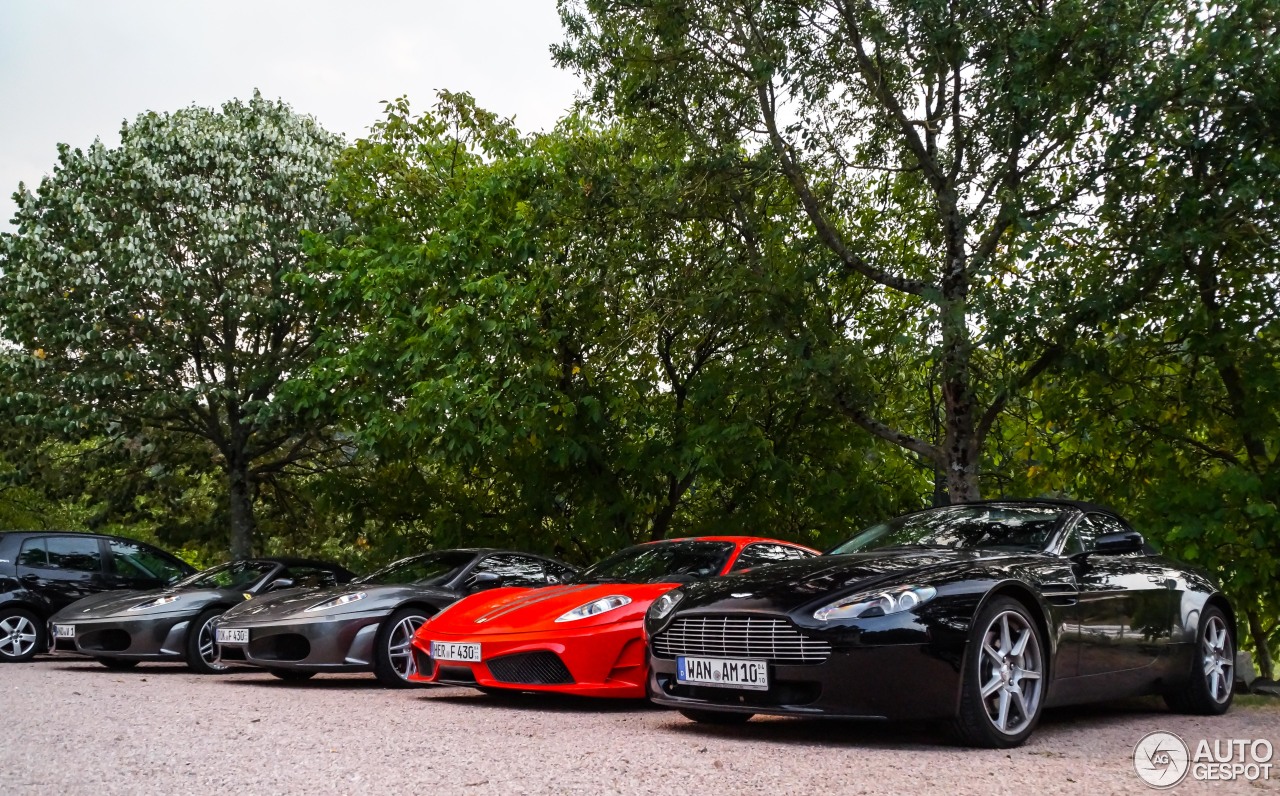 Aston Martin V8 Vantage Roadster