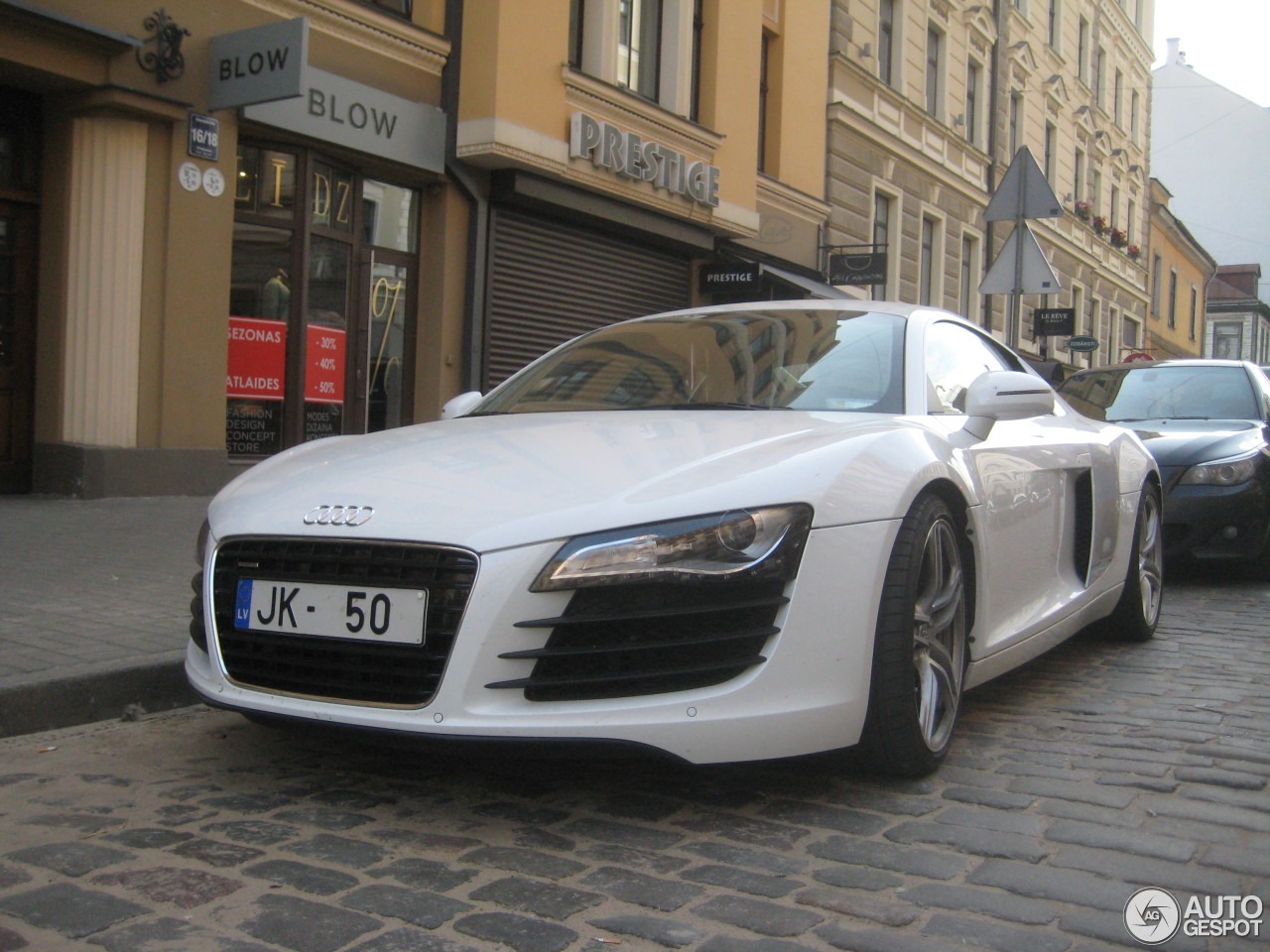 Audi R8