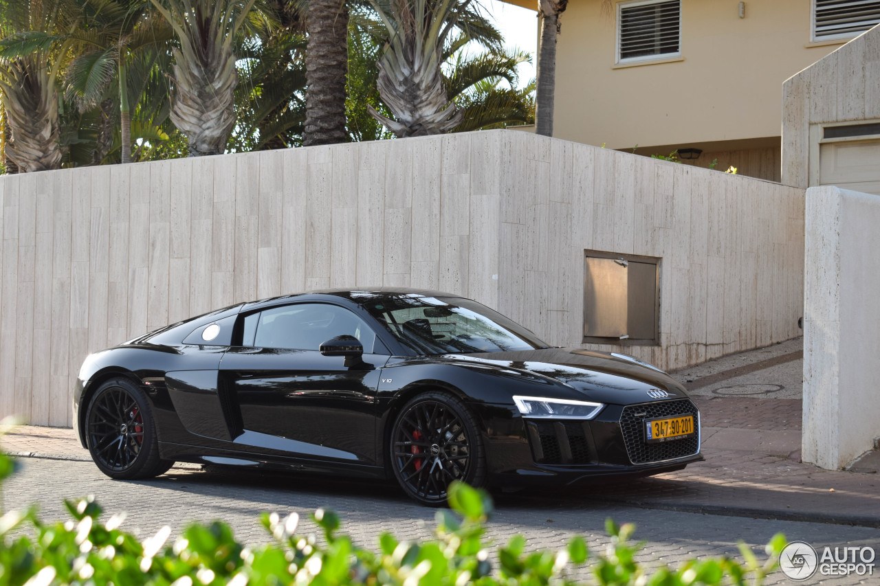 Audi R8 V10 2015