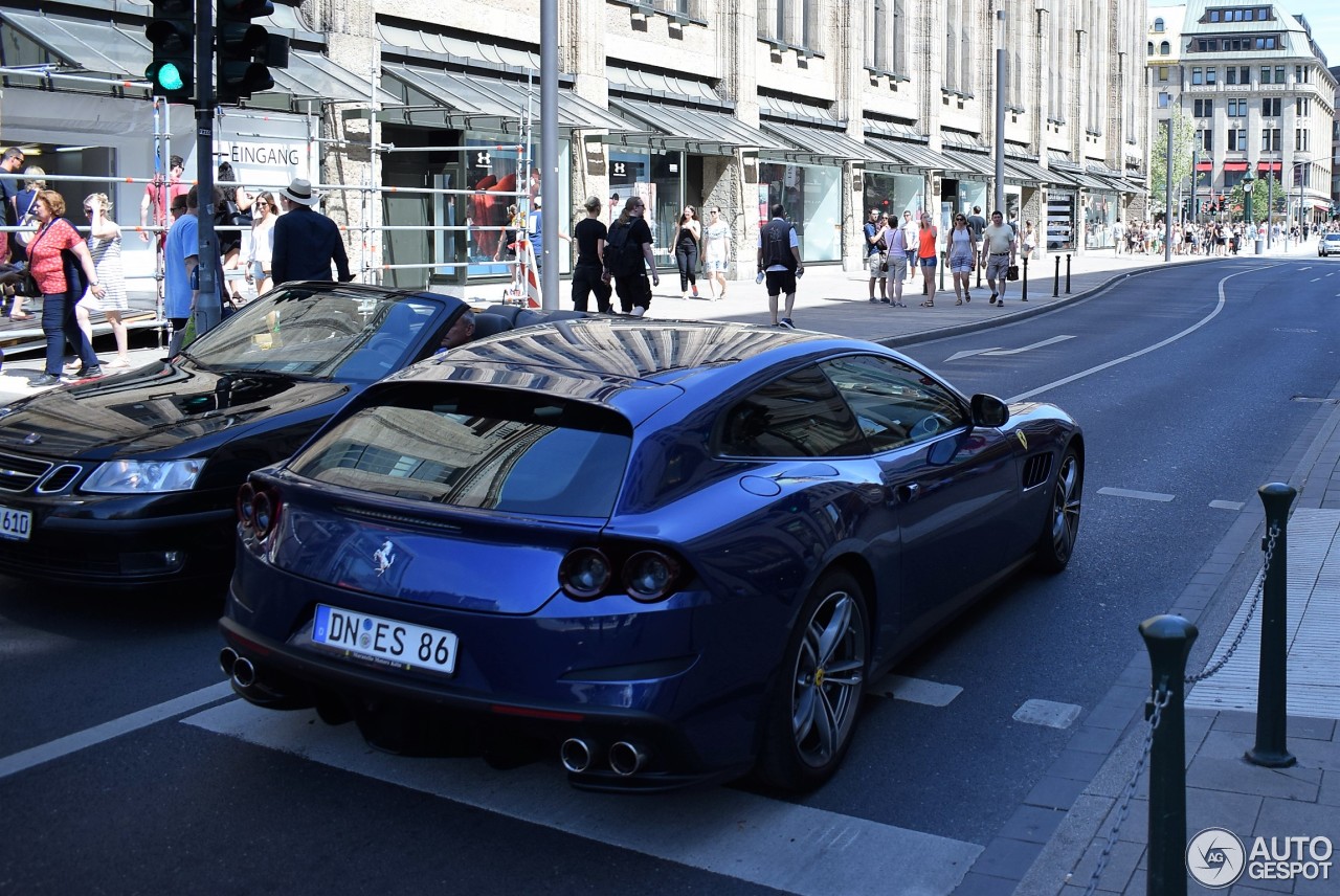 Ferrari GTC4Lusso