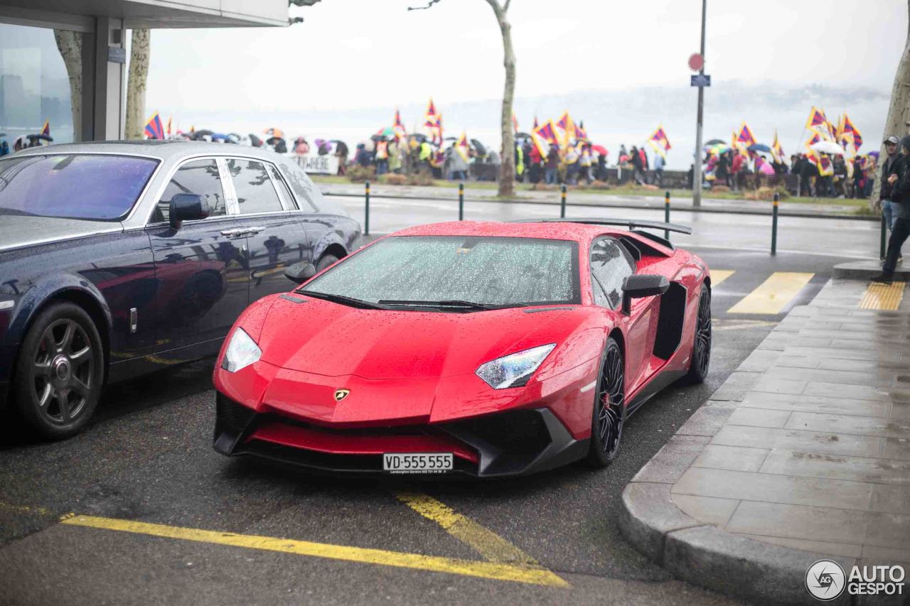 Lamborghini Aventador LP750-4 SuperVeloce