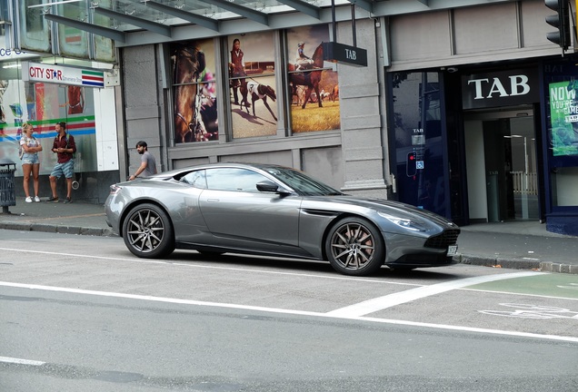 Aston Martin DB11