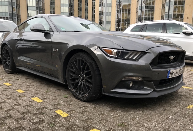 Ford Mustang GT 2015