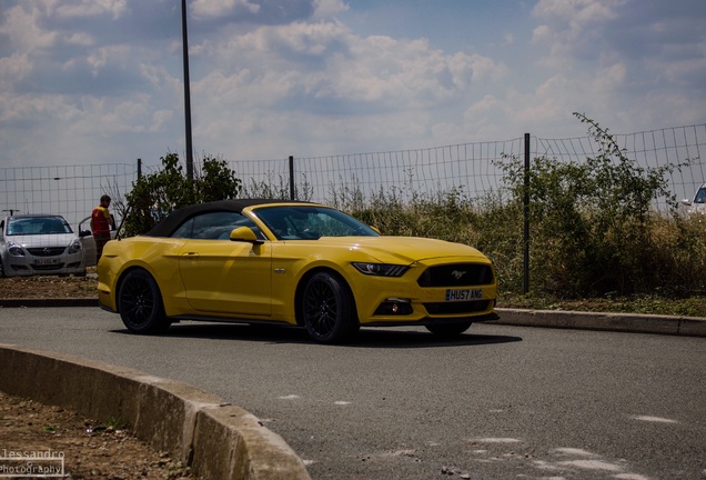 Ford Mustang GT Convertible 2015